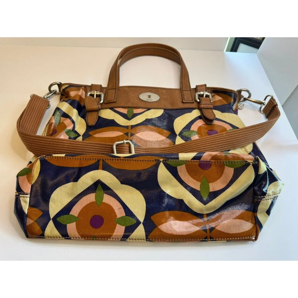 Fossil Key Per Coated Canvas Leather Trim Shoulder Bag Floral Purse- size large